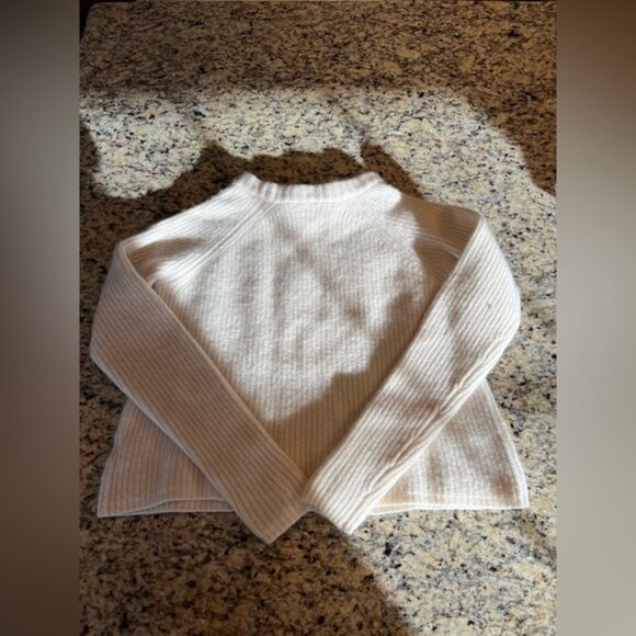 Jenni Kayne 100% Cashmere Sweater - Picture 4 of 4